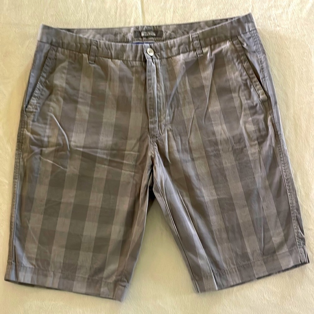 Men’s Kenneth Cole Reaction Gray Plaid Dress Shorts